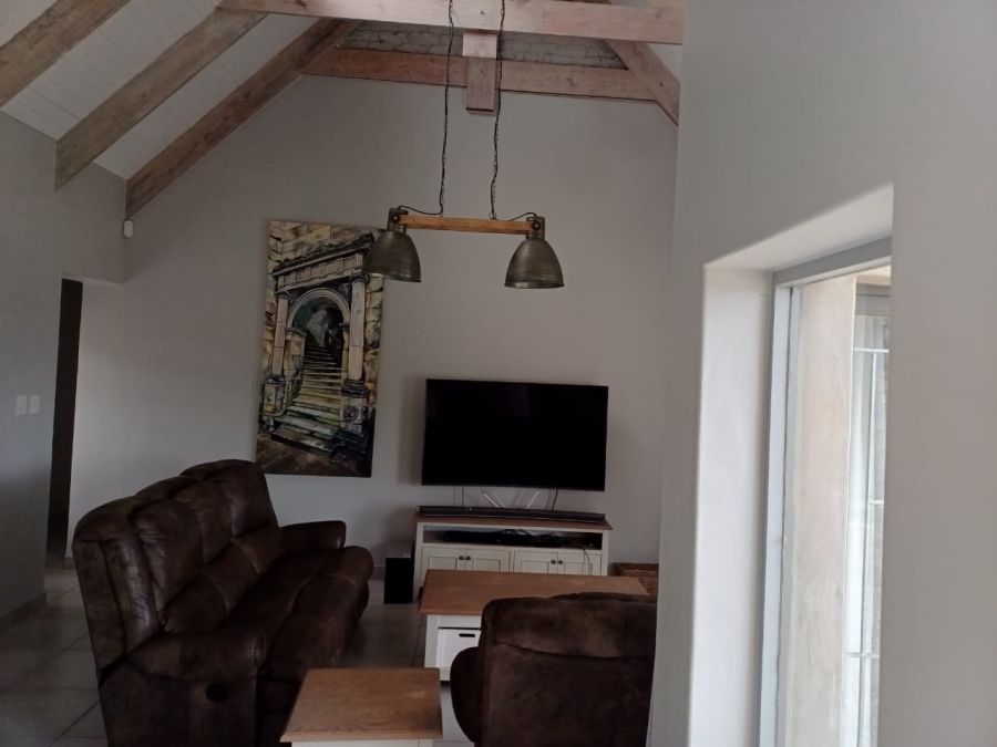 3 Bedroom Property for Sale in Grootbrakhoogte Western Cape